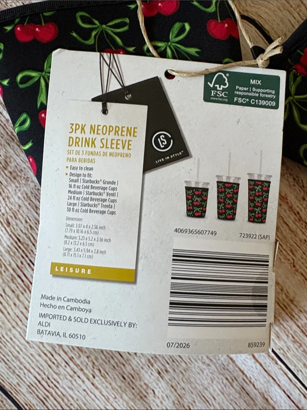 Live In Style Black Cherry Neoprene Drink Sleeves - 3 Pack